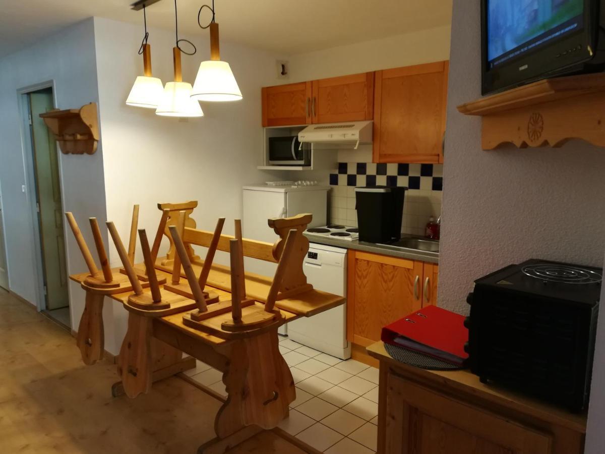 Appartement T3 - 5 Pers - Les Pics D Aran 3* Bagnères-de-Luchon Buitenkant foto