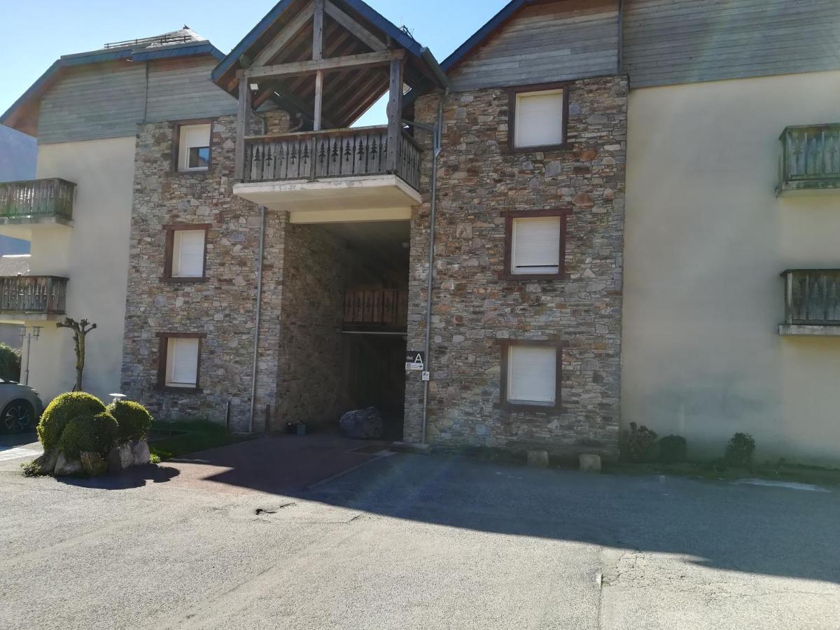 Appartement T3 - 5 Pers - Les Pics D Aran 3* Bagnères-de-Luchon Buitenkant foto